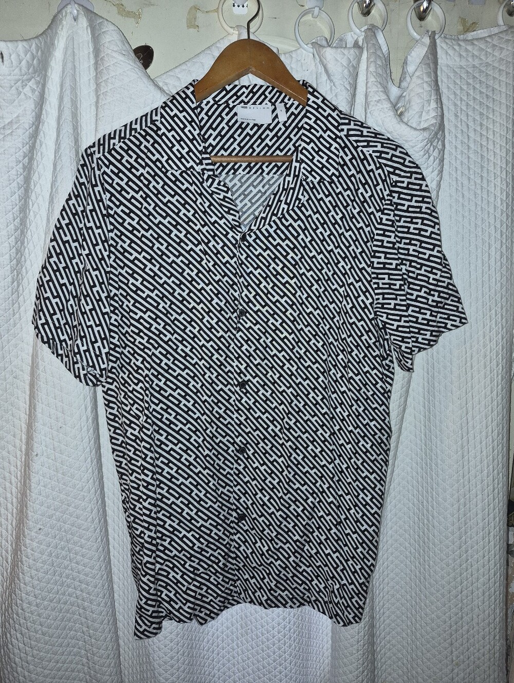 Men's ASOS DESIGN Viscose Shirt with Monogram Print Size M